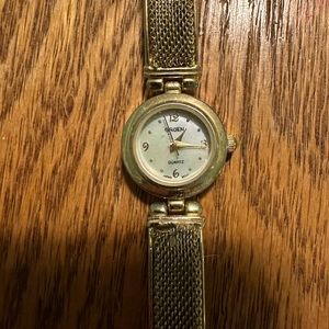 Greun watch and bracelet set